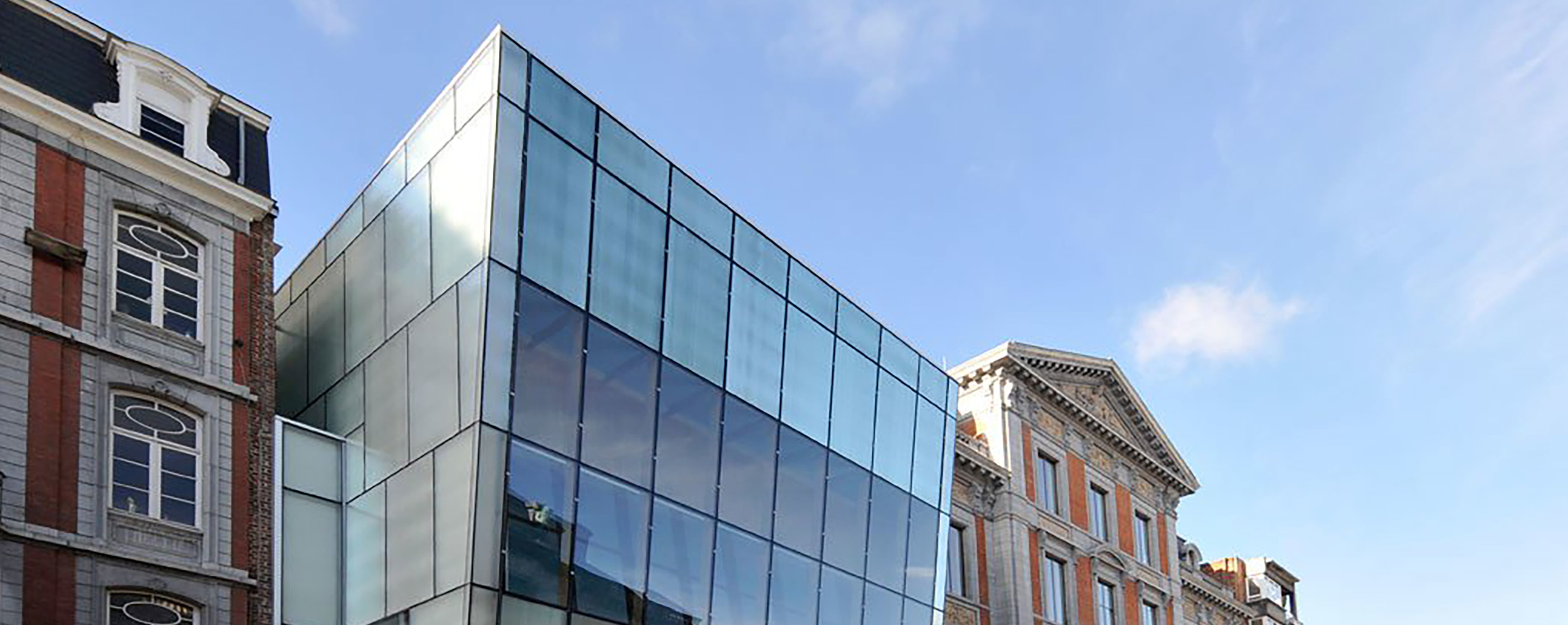 facade-5_0-2_3440x1372_acf_cropped